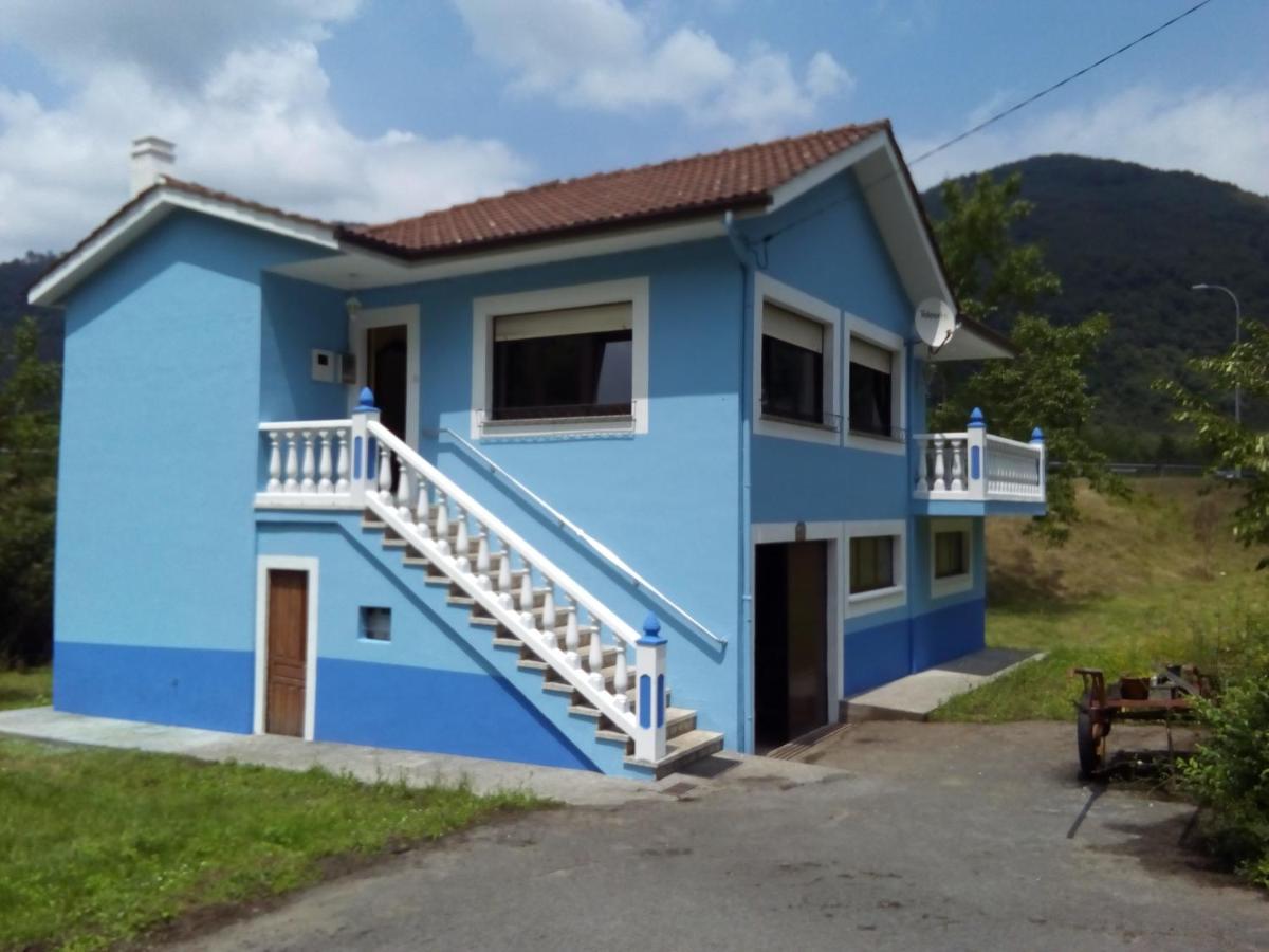 Villa Casa Entremolin Belmonte De Miranda Exterior foto
